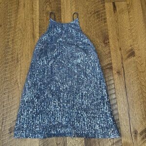 Halston sequined cocktail/party/New Years dress worn once see measurements